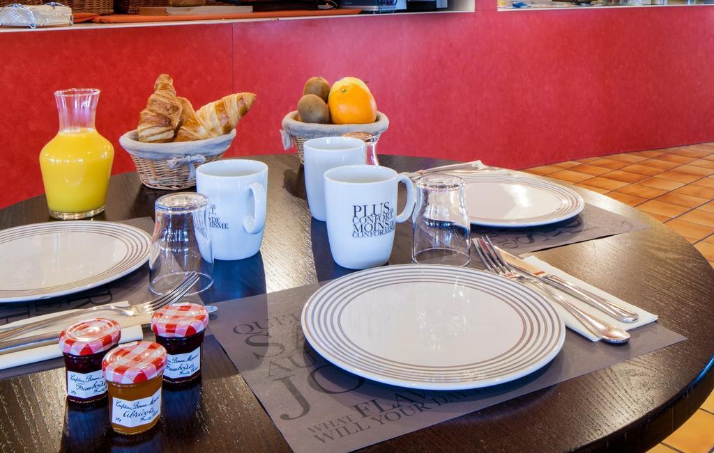 Comfort Hotel Montluçon Екстериор снимка