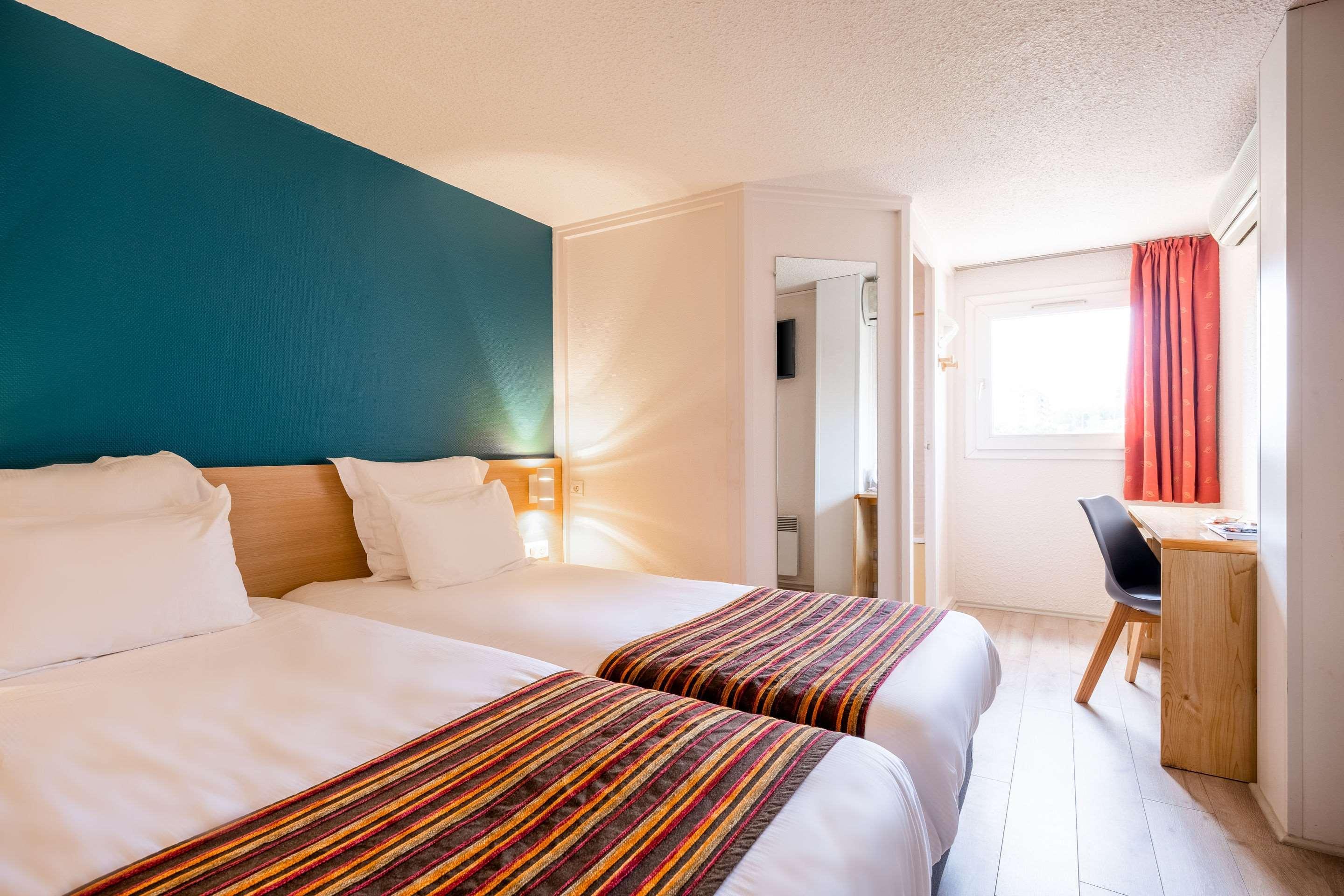 Comfort Hotel Montluçon Екстериор снимка