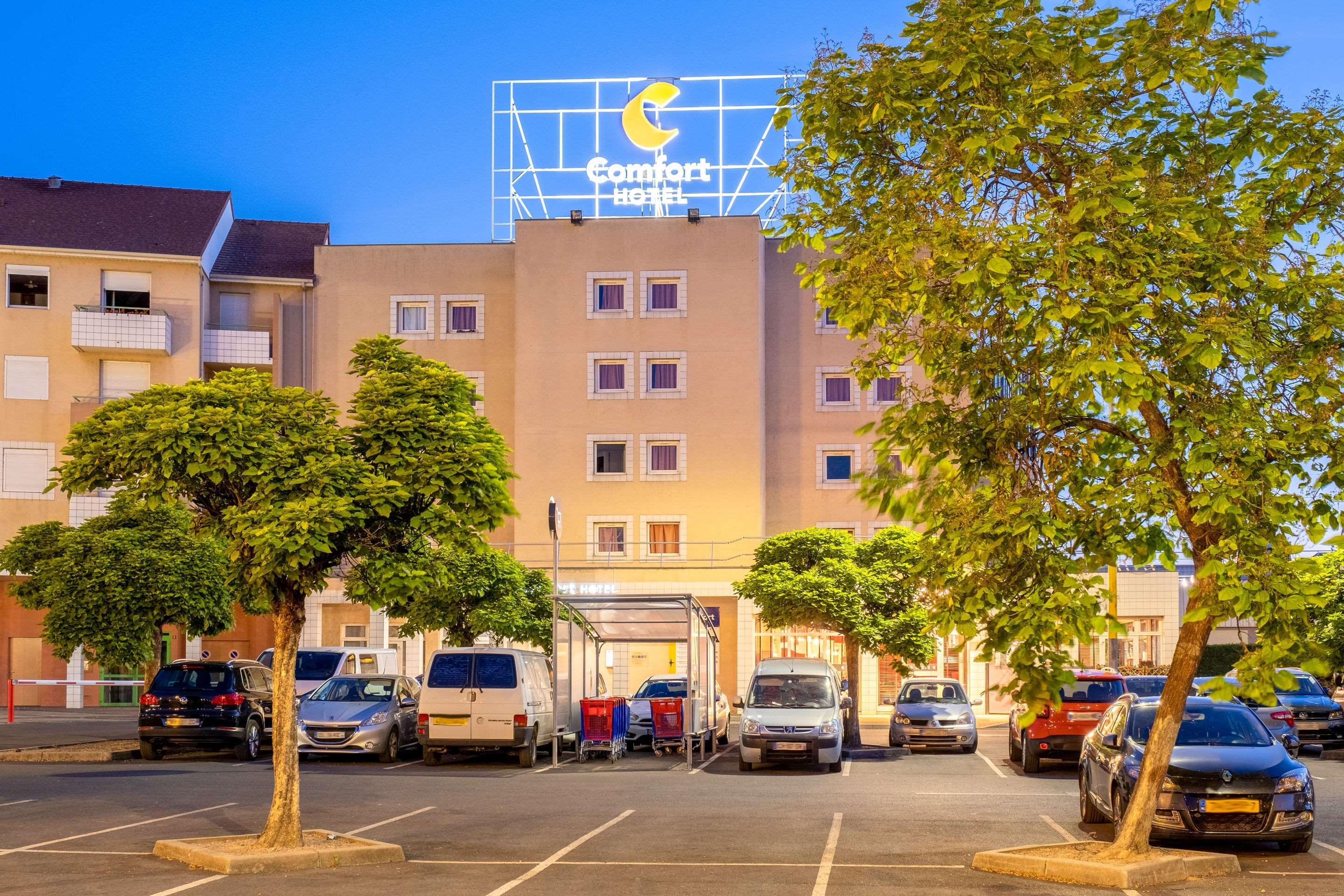 Comfort Hotel Montluçon Екстериор снимка