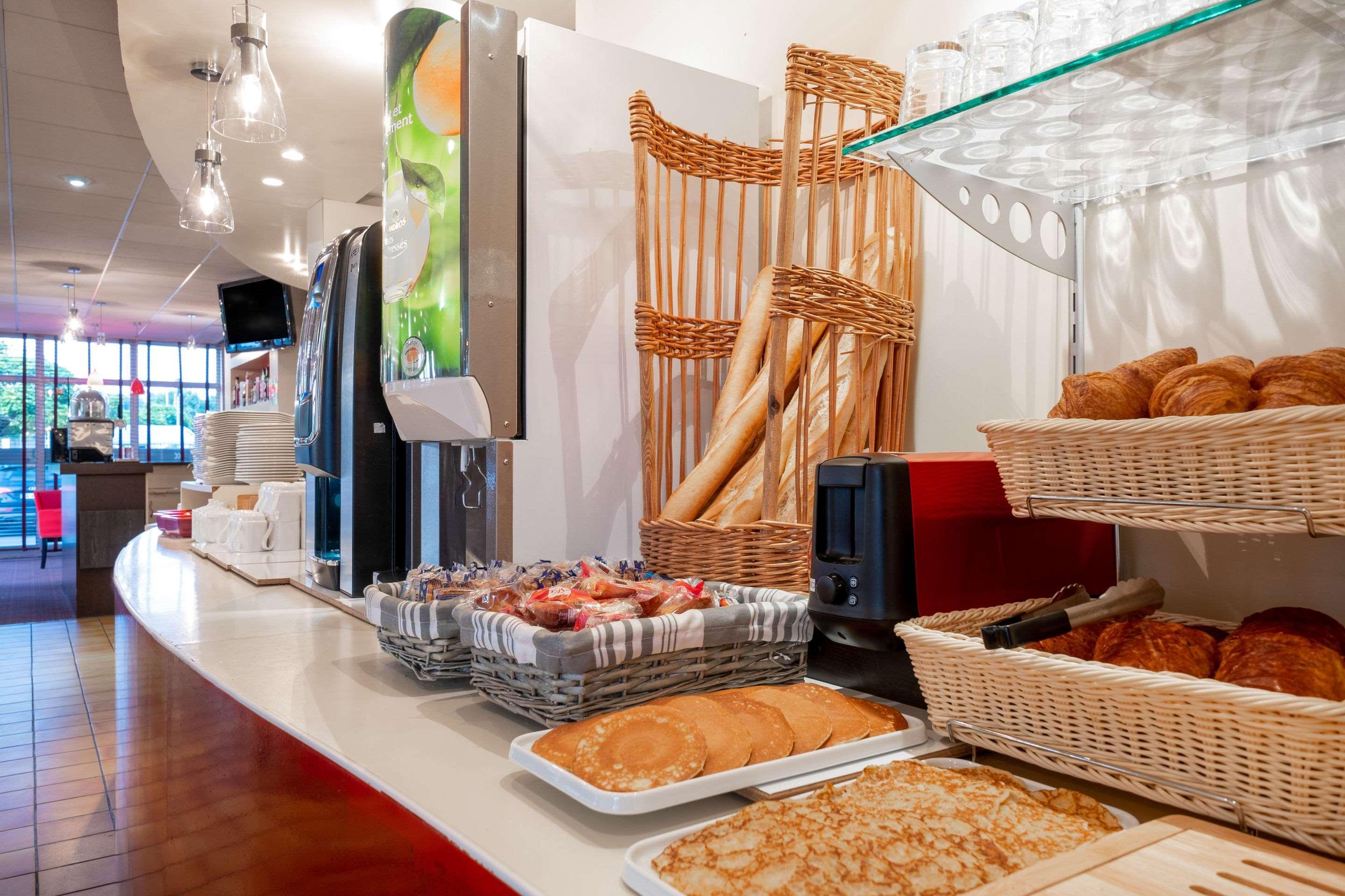 Comfort Hotel Montluçon Екстериор снимка