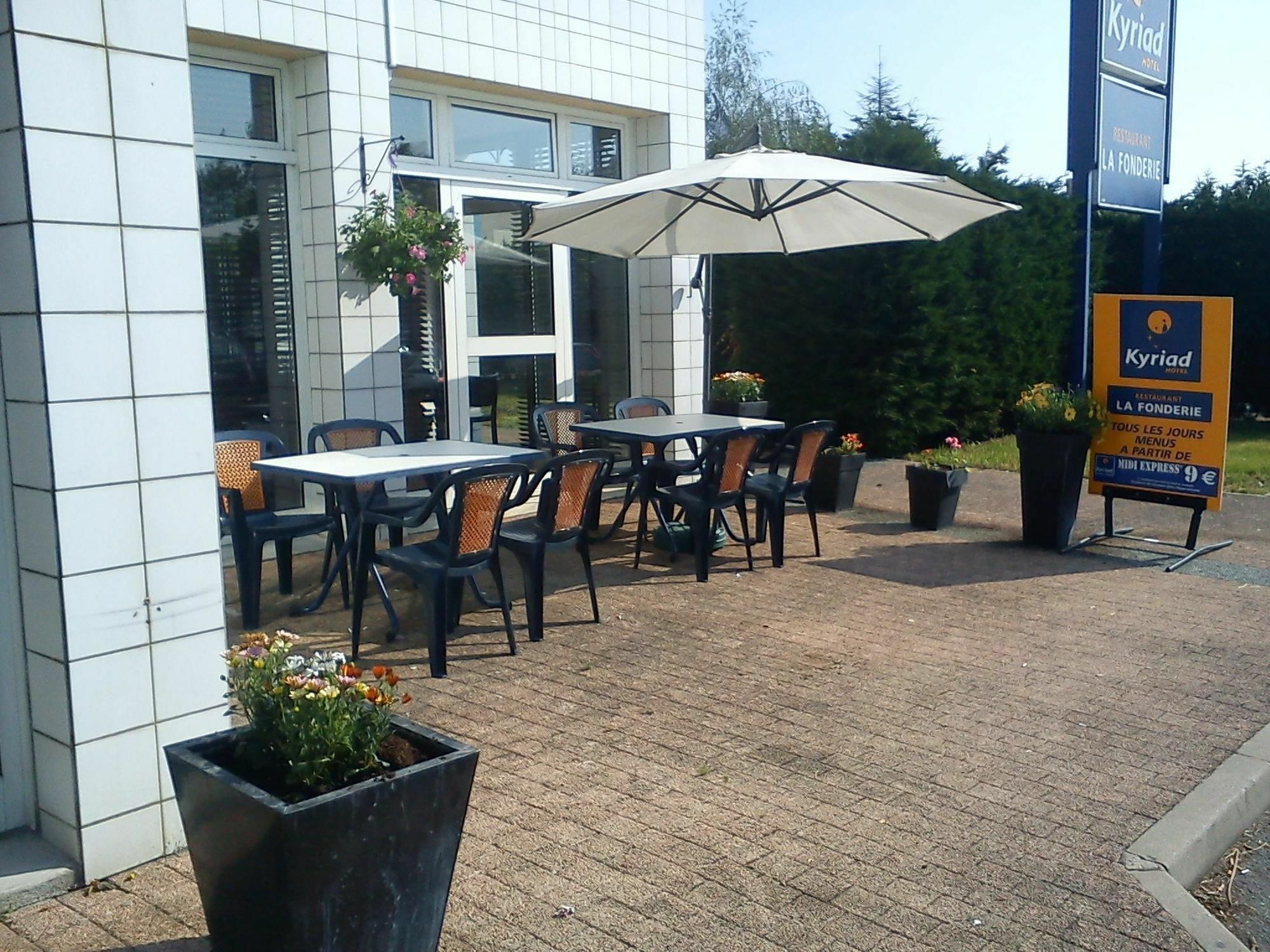 Comfort Hotel Montluçon Екстериор снимка